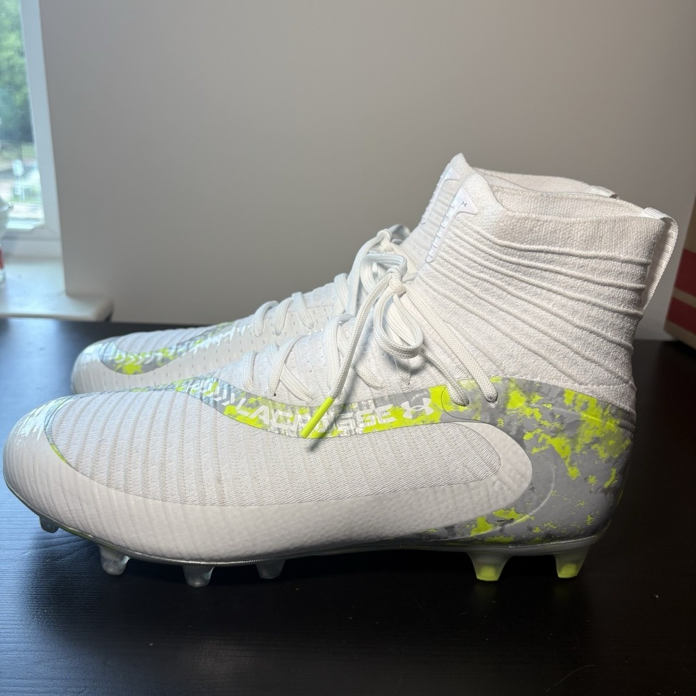 Under Armour UA Highlight 2 MC Football/Lacrosse Cleats Sz 9 Men 3028659-100